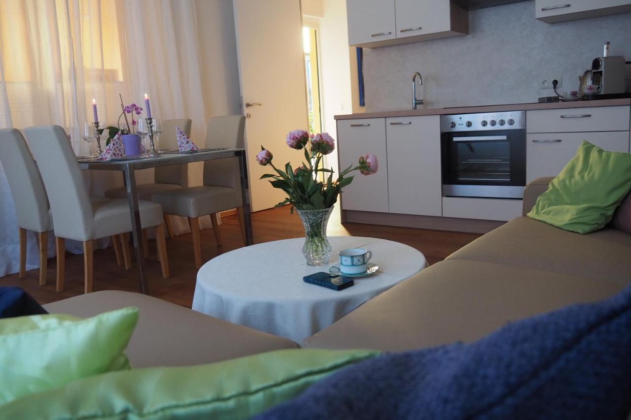 Weghuberhof Ferienwohnungen Biedermannsdorf Dış mekan fotoğraf